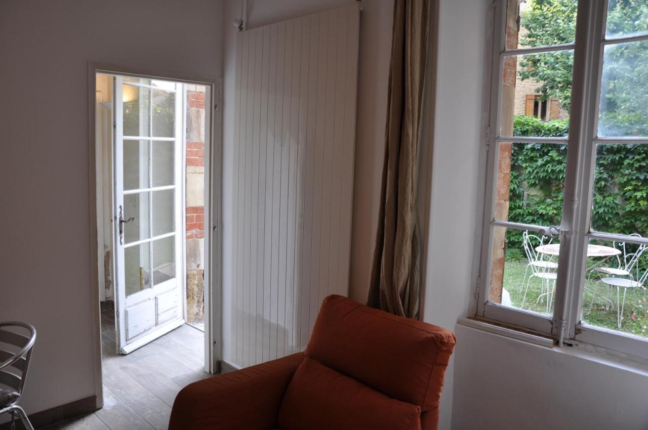 Location Studio Meuble Avec Jardin 索尔格 外观 照片